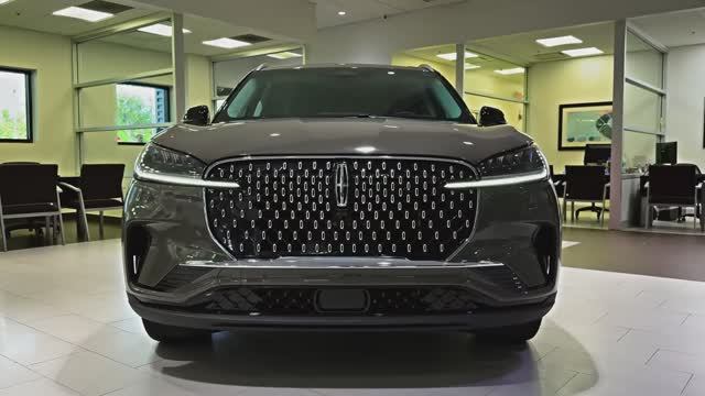 Lincoln Aviator 2025 обзор смотреть онлайн