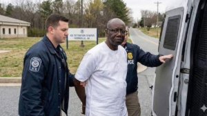 В США сотрудники ICE арестовали бывшего министра финансов Ганы