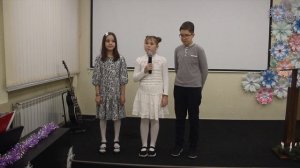 В сердцах у нас и мир и радость