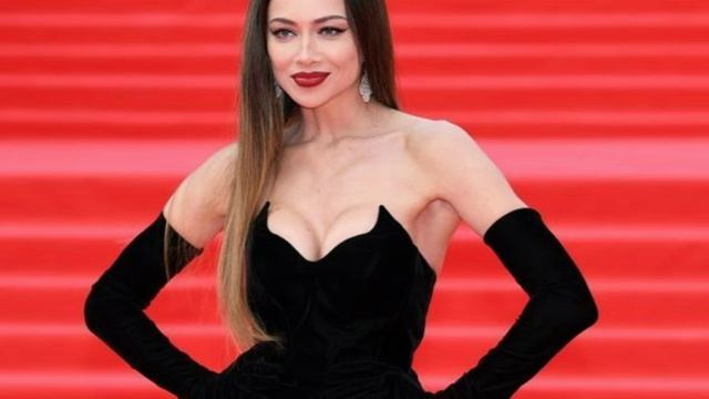 Настасья Самбурская - Любовь-работа смотреть онлайн