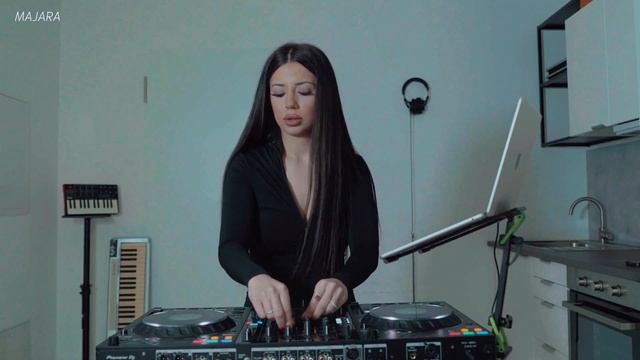 MAJARA Primal Frequency Melodic Techno Studio DJ Set 2026 1.2 { Melodic & DarkMelodic Techno } смотреть онлайн