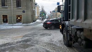 Санкт-Петербург. Водосточные трубы (12.01.2026)