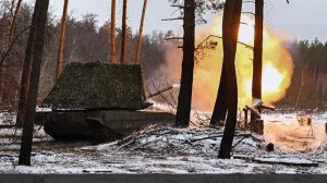 Мантуров рассказал о планах РФ продемонстрировать новые образцы вооружений