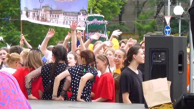 Танцевальный конкурс "Танцуй с трудовыми - 2023". Хабаровск смотреть онлайн