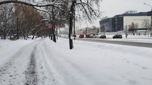 12.01.2026 Очистка проезжей части улицы Вешняковской спецтехникой.