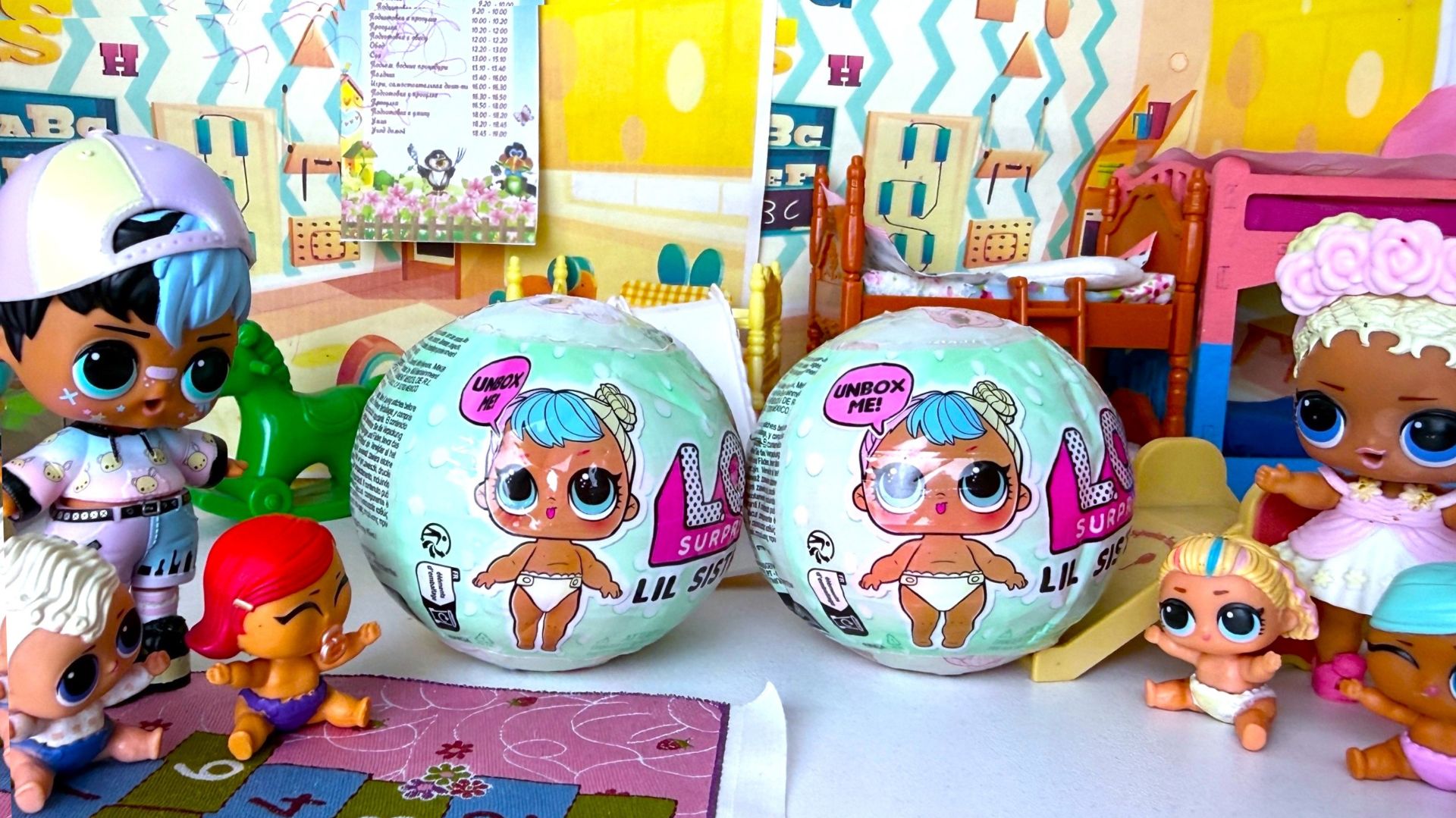 ОНИ ДВОЙНЯШКИ? НОВЕНЬКИЕ В ДЕТСКОМ САДИКЕ!😲😜 Куклы ЛОЛ сюрприз мультики распаковка ИГРУШЕК смотреть онлайн