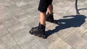 Правила поведения для детей в машине, дома и на улице. Марк и мама