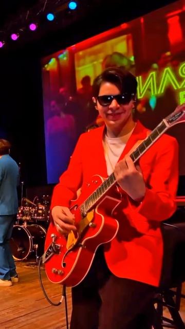 Рок-н-ролл стиляг огонь в ритме смотреть онлайн