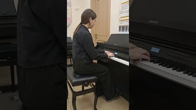 Вальс А. Хачатуряна к драме  М.Ю.Лермонтова Маскарад исполняет Моргова Рада ученица 5 класса.