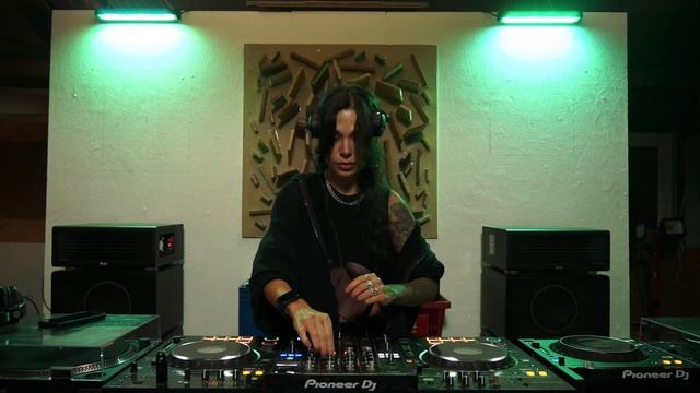 TASHA SAFARI - HYPNOTIC TECHNO SET - BERLIN - SPHYNXCAST IV  EPISODE II смотреть онлайн