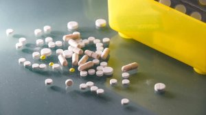 Доступный наркотик: подростки начали массово принимать препараты для животных