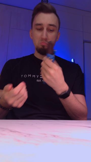 Странный питерский вкус - марципановый батончик #обзореды #сладости #батончик смотреть онлайн