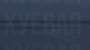 🇺🇦🔥В море под Одессой атаковано и пылает вражеское судно