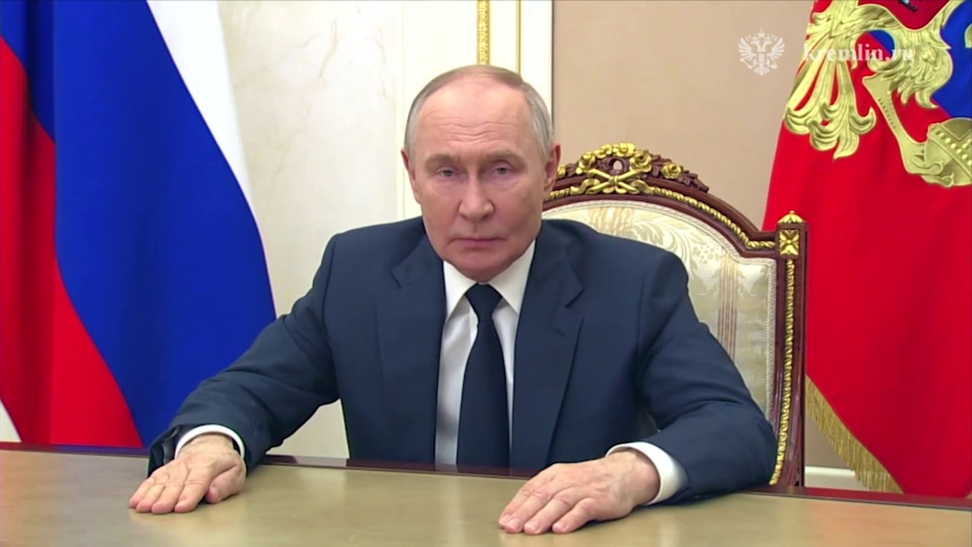 Программа "Главные новости" на 8 канале от 12.01.2026 Часть 1 смотреть онлайн