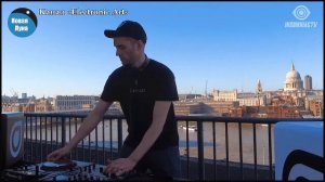 LIVE: Студия «Новая Луна»