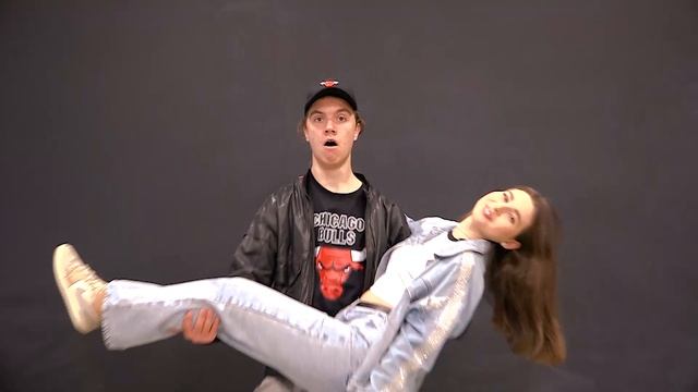 Ахи-Вздохи - Чикагский Бык (видеоклип) смотреть онлайн