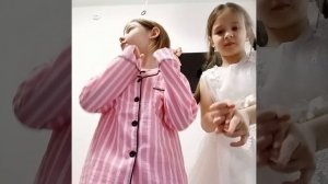 мы под котов