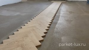 Как правильно уложить паркет без фанеры