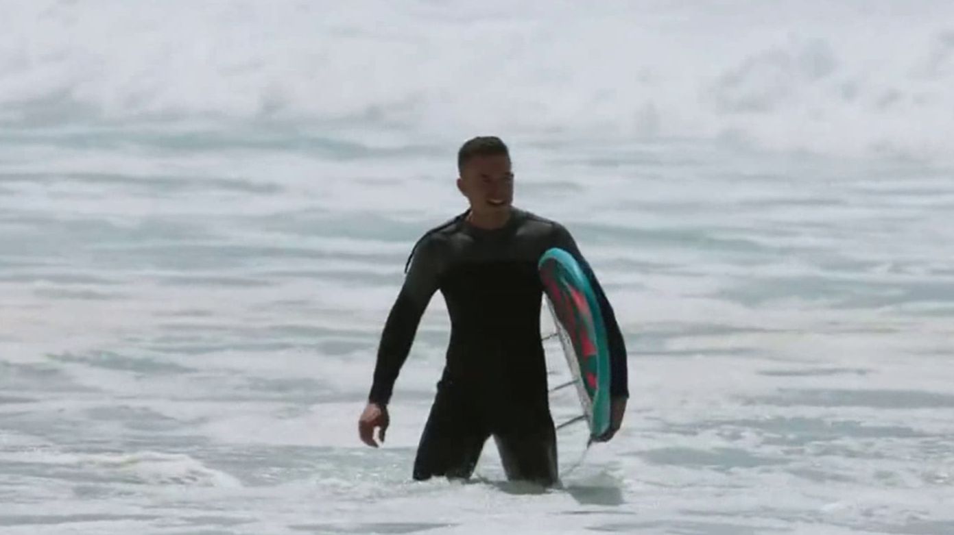 "Инструктор по сёрфингу" смотреть онлайн