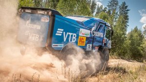 Команда "КАМАЗ-мастер" отказалась от участия в "Дакаре" из-за запрета флага РФ