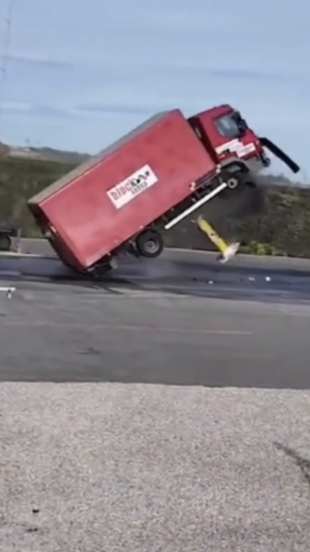 Остановить любой ценой краш тест. смотреть онлайн