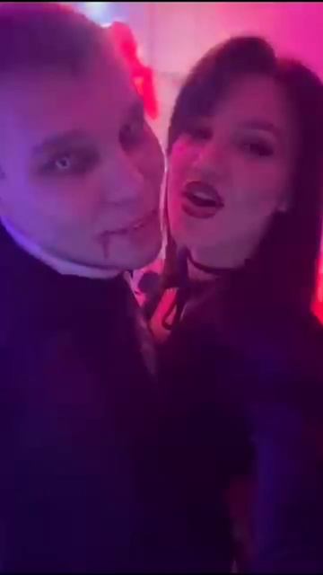 Мы в образе вампиров 🫶🏽 смотреть онлайн