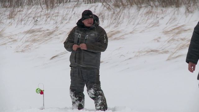 Разбурили степное озеро не зря смотреть онлайн