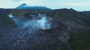 Беженец🇮🇩Бали. НОВЫЙ ГОД НА ВУЛКАНЕ. ИЗНЕЖЕННАЯ СИНД