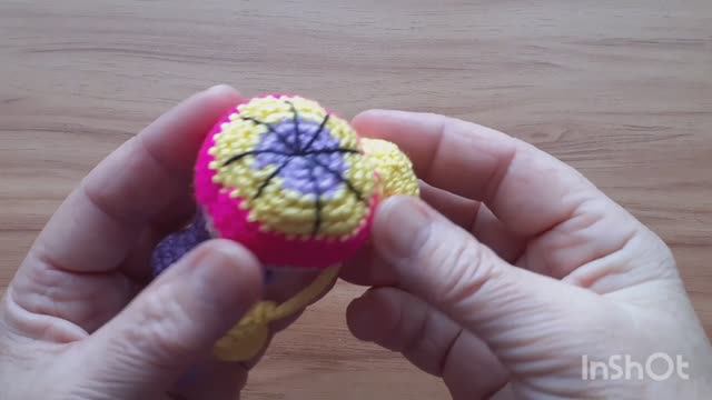 Паучок с ножками - шариками. смотреть онлайн