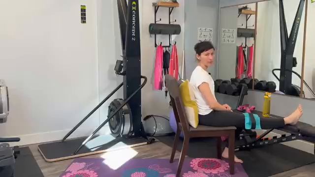 Как растянуть подколенные сухожилия и убрать скованность. How to relief Knee Sti