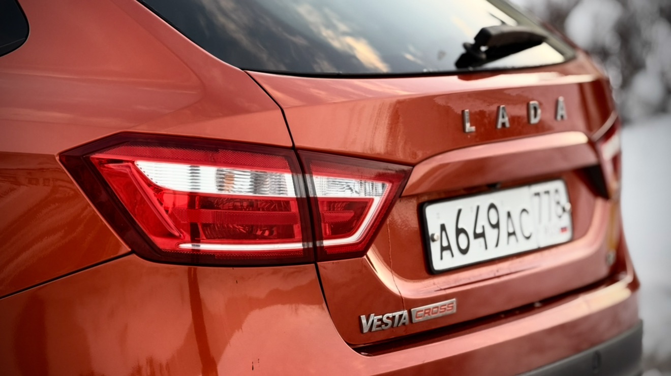 Lada Vesta Cross, 2019, 1.8 ркпп, в отличном состоянии, 100ткм пробег смотреть онлайн