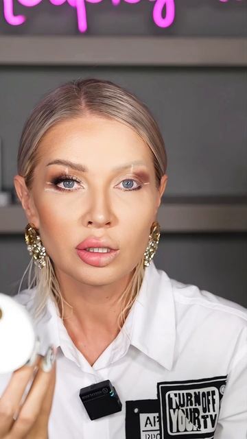 Записаться на новогоднюю фокус-группу можно по ссылке 👉 https://makeupbyellin.com/marafon_ellin?utm_ смотреть онлайн