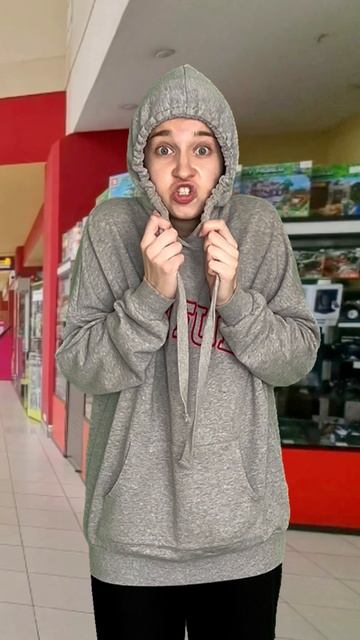 ТИПИЧНЫЙ ТЦ смотреть онлайн