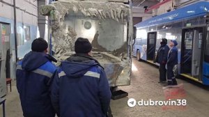 В Братск доставлен новый троллейбус взамен уничтоженного пожаром 15 января 2024 года