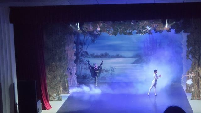 VID2026Сегодня я был на Балете Лебединое озеро смотреть онлайн