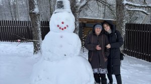 В деревне на выходных. Озвучено с помощью ИИ. Слова мои. Тихо.Снег.Счастье.