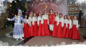 Ансамбль русской песни "Славяночка" на канале "Жар Птица" - Новогоднее поздравление 2026 год