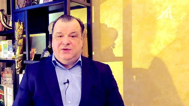 Циклоны следуют за людьми смотреть онлайн