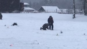 поимка форели на жерлицу