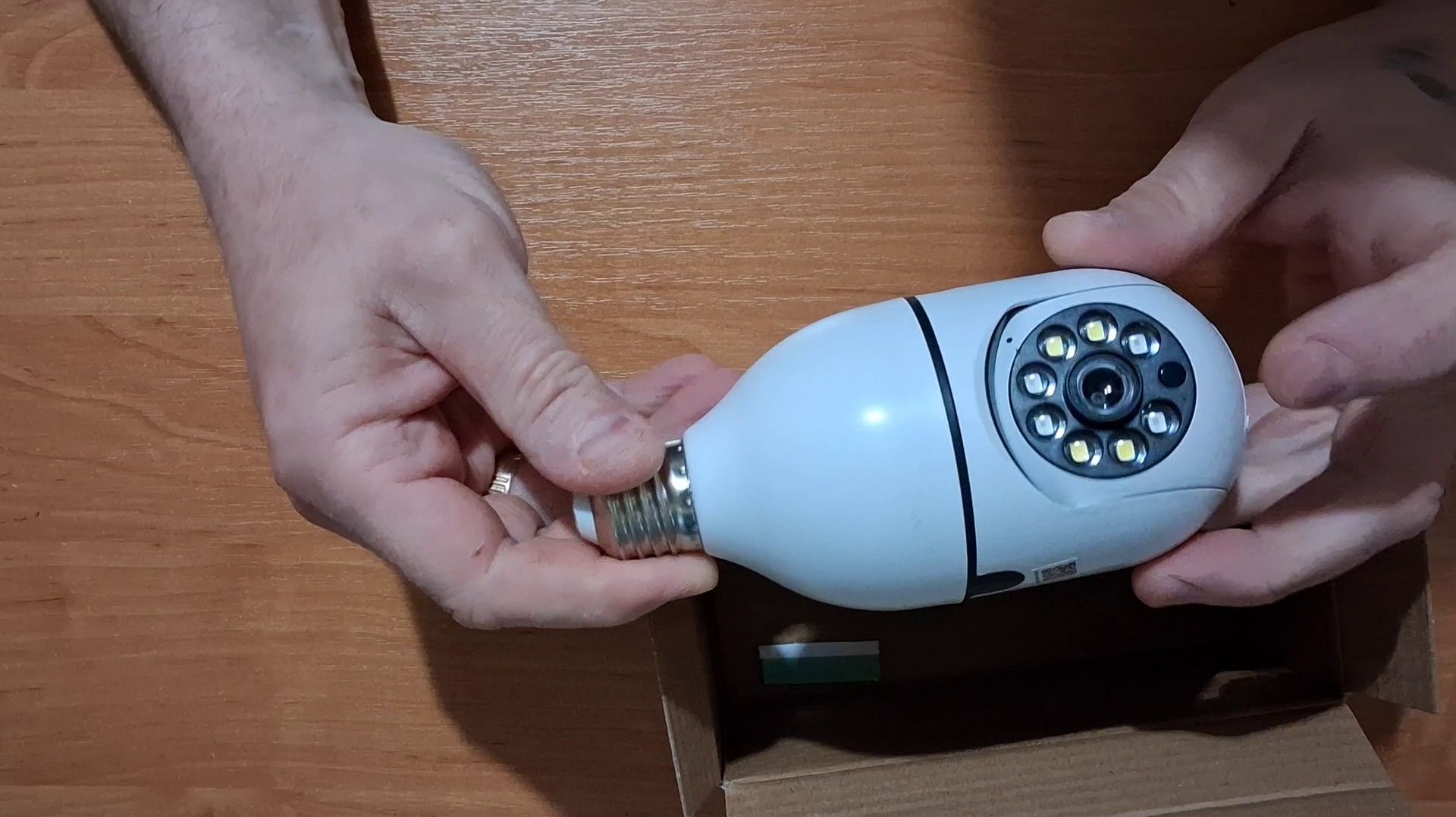 Беспроводная WiFi Камера  Разбор