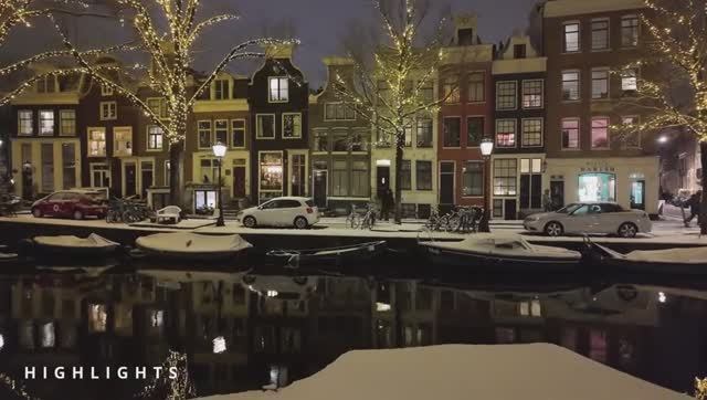 Пешеходная экскурсия по Амстердаму в снегопад январь 2026 года смотреть онлайн