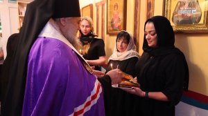 Память и вера: в Братском онкодиспансере освятили обновлённую молельную комнату