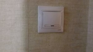 Как убрать жирные пятна вокруг выключателя За 3 минуты.!!!!!!!