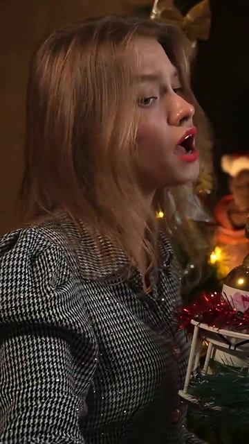 Jimmy Jimmy Aaja на двух языках🔥 Cover поёт Саша смотреть онлайн