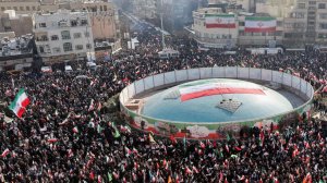 Ставка на новый майдан провалилась: США ударили по Ирану пошлинами