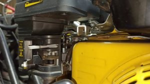 плавают обороты Champion ST656