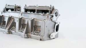 Головка блока цилиндров без шпилек в сборе (с направляющими втулками, без клапанов и  Код: 43806