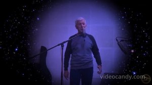 Я знаю, как плачет любовь.