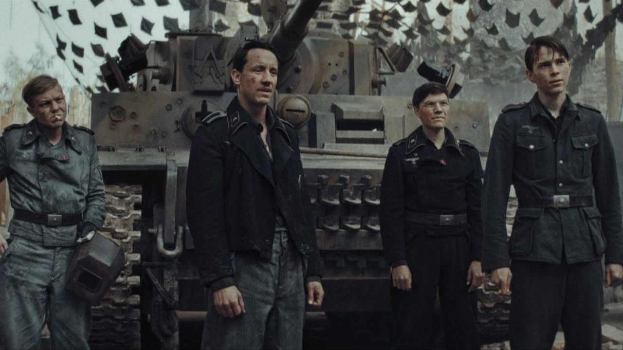 Фильм-Новинка. Уже вышел. Ищем, смотрим! смотреть онлайн