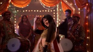 Цвета страсти 46 серия «Мохини узнаёт приспешников Такура» (сериал, 2013)